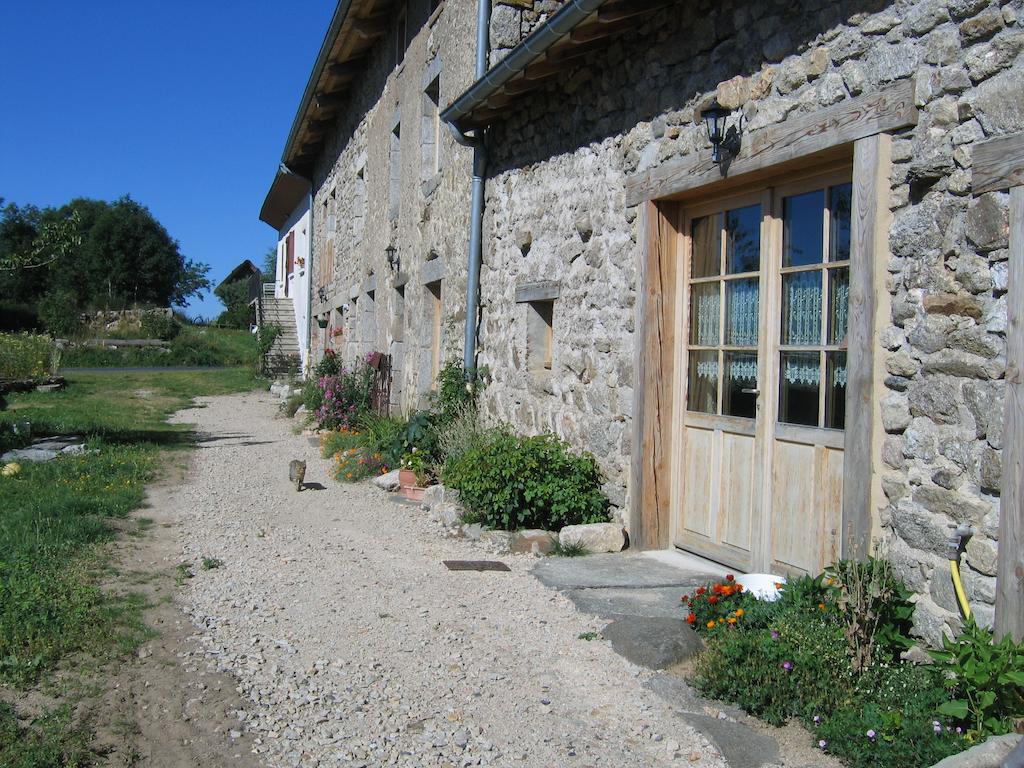 La Ferme Des Genets Medeyrolles Bagian luar foto